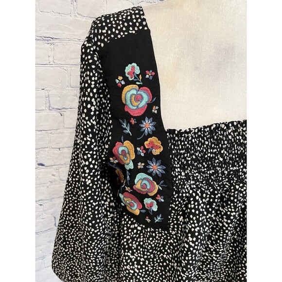 NWT ODDY embroidered Floral top tunic blouse Top Bohemian Flowy Style size Large - Picture 2 of 7